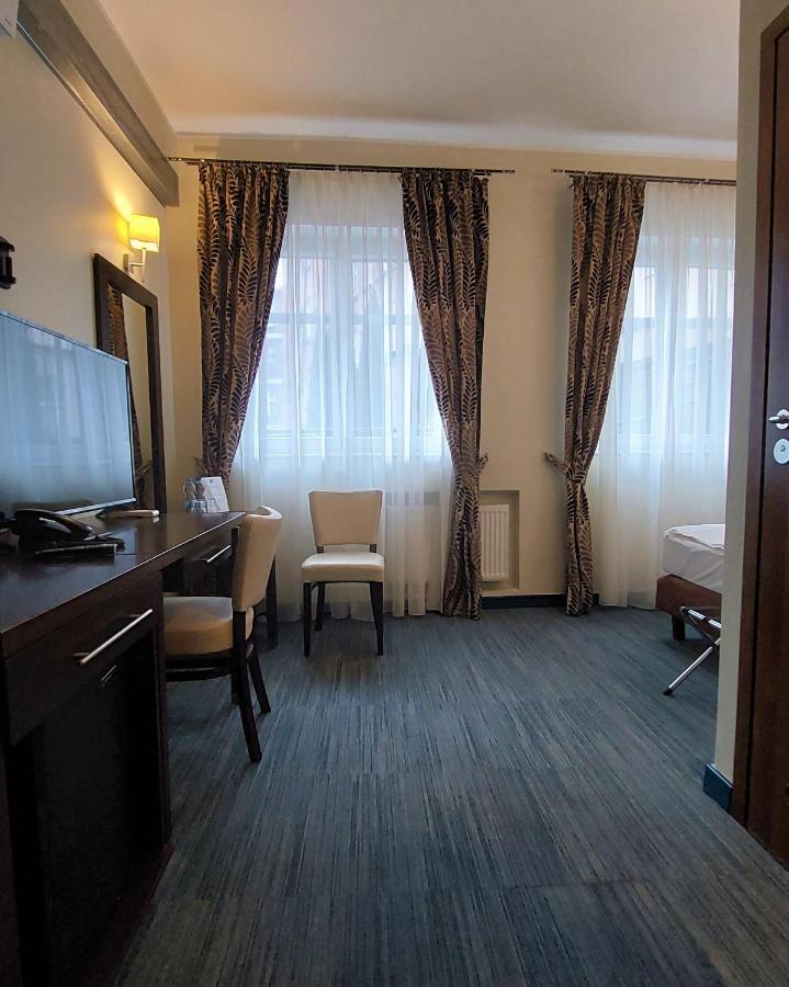 Hotel Bonum Old Town กดัญสก์ ภายนอก รูปภาพ