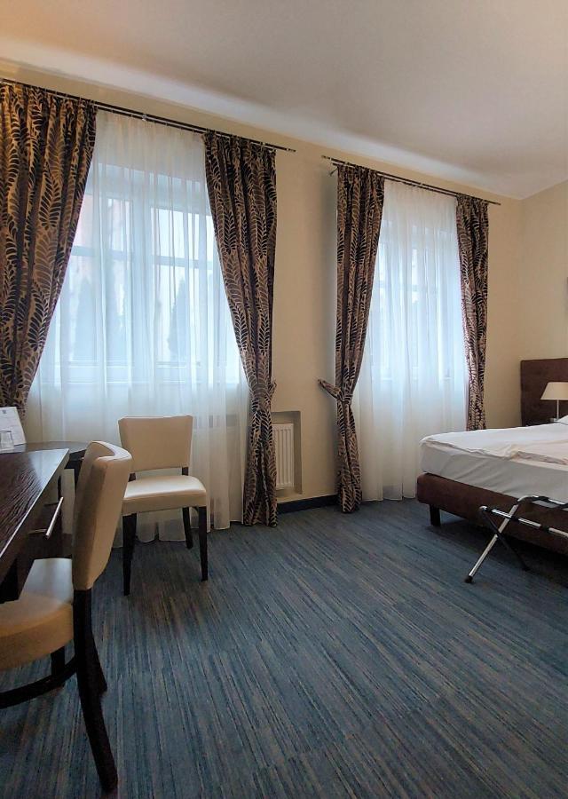 Hotel Bonum Old Town กดัญสก์ ภายนอก รูปภาพ