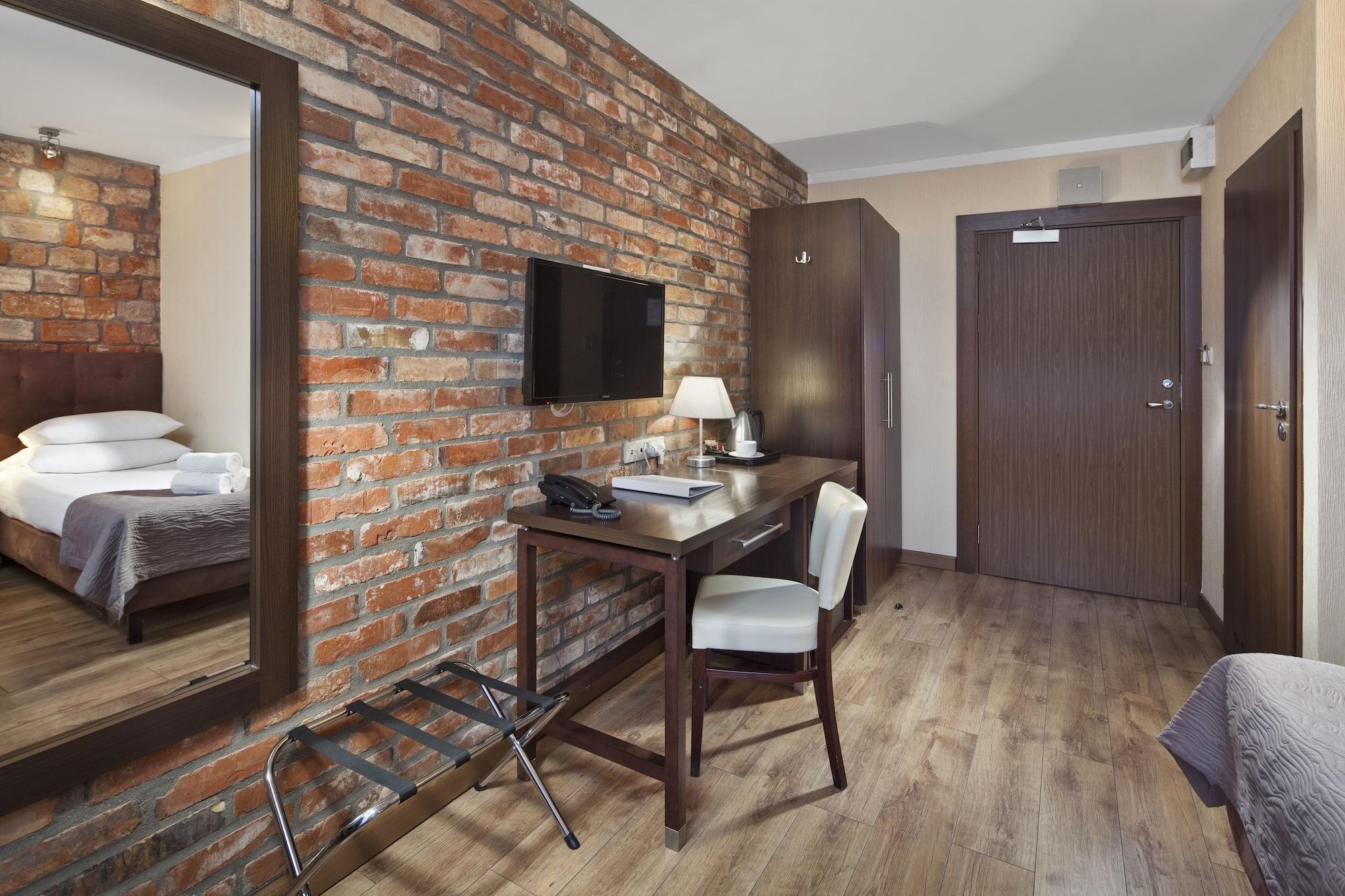 Hotel Bonum Old Town กดัญสก์ ภายนอก รูปภาพ