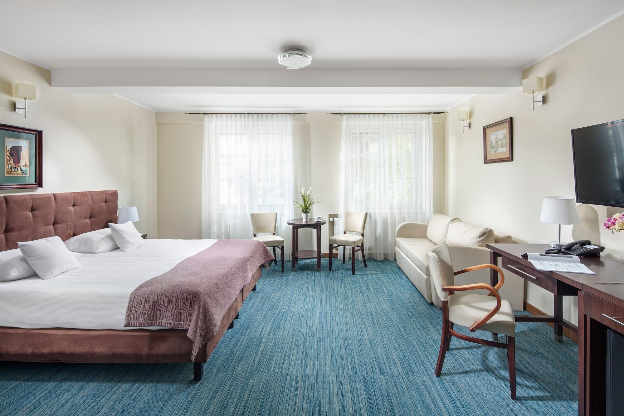 Hotel Bonum Old Town กดัญสก์ ภายนอก รูปภาพ