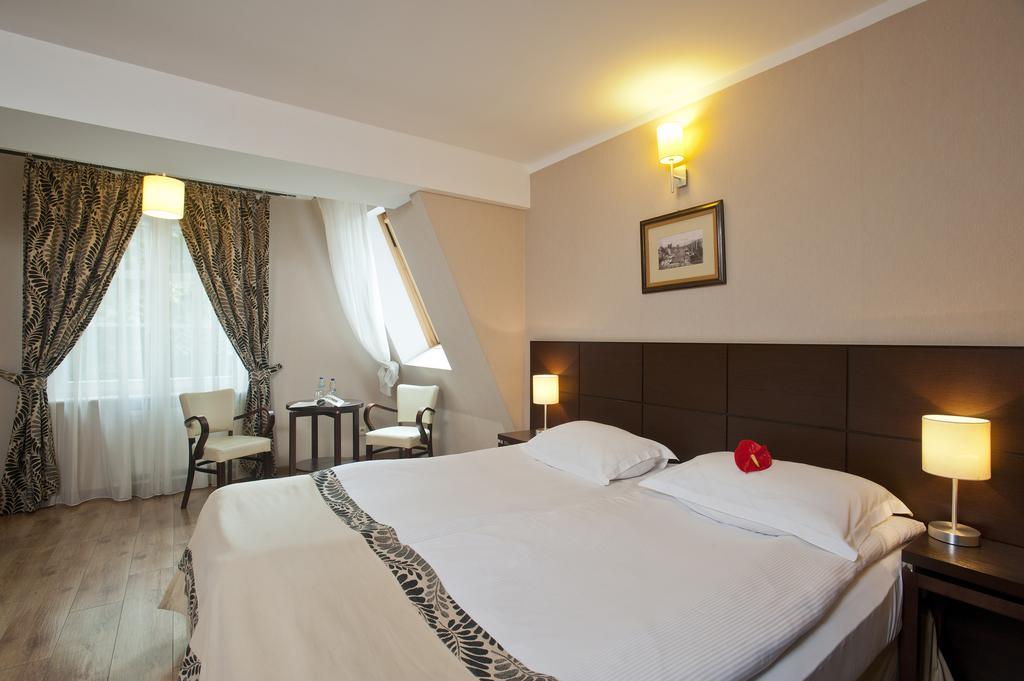 Hotel Bonum Old Town กดัญสก์ ห้อง รูปภาพ
