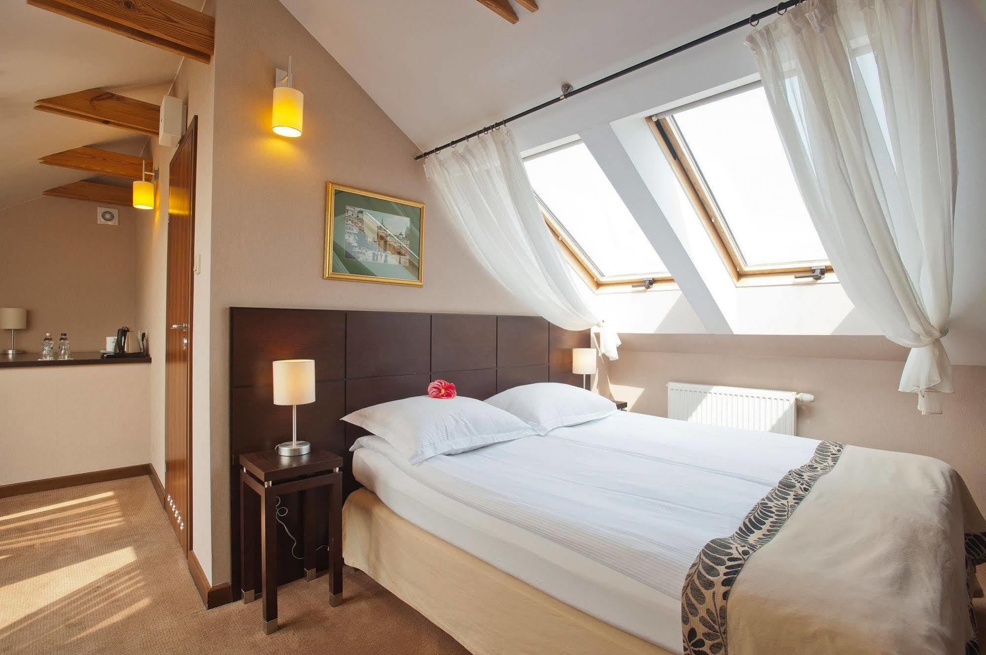 Hotel Bonum Old Town กดัญสก์ ห้อง รูปภาพ