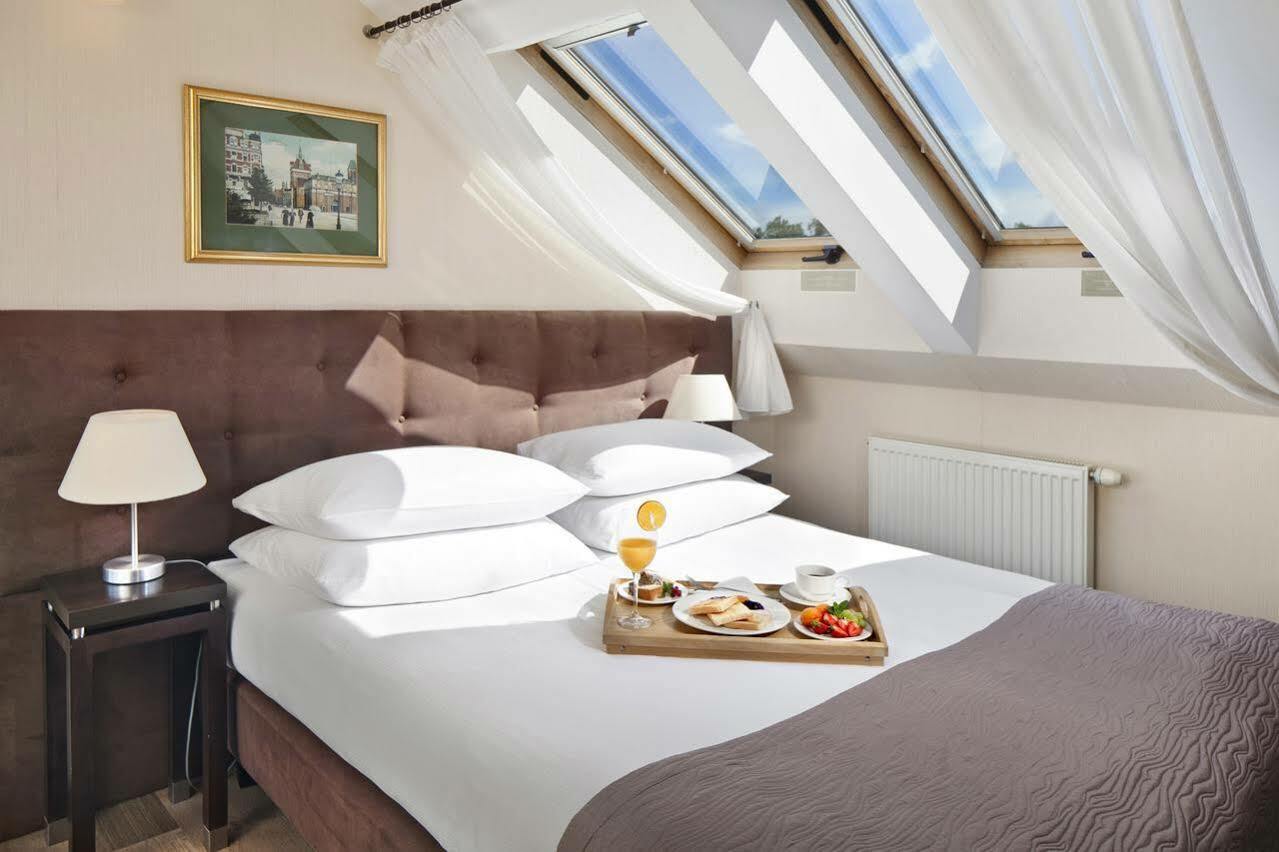 Hotel Bonum Old Town กดัญสก์ ภายนอก รูปภาพ